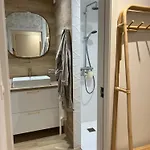 Homestay szállás Petit Cocon Lillois:cheminee & Jardin *