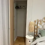 Petit Cocon Lillois:cheminee & Jardin Quarto em Acomodações Particulares