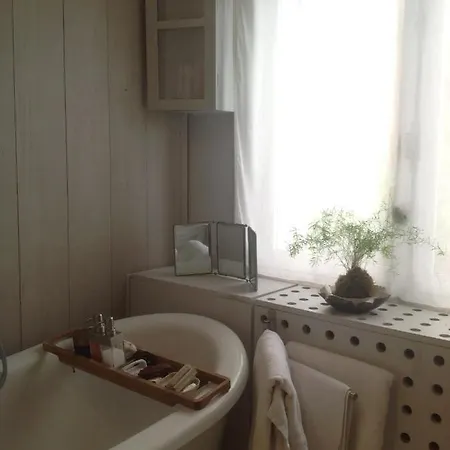Rum i privatbostad Petit Cocon Lillois:cheminee & Jardin *